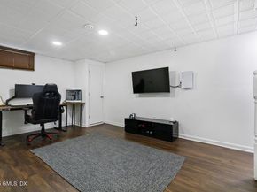 207 Sheephill Road, Riverside CT 06878