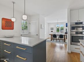 608 W Lyon Farm Drive 608, Greenwich CT 06831