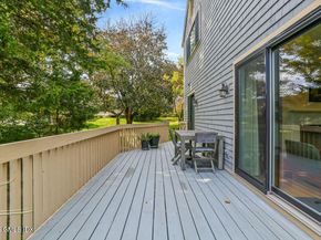 608 W Lyon Farm Drive 608, Greenwich CT 06831
