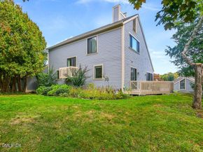 608 W Lyon Farm Drive 608, Greenwich CT 06831