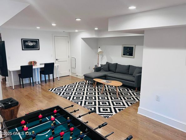 98 Lewis Street, Greenwich CT 06830