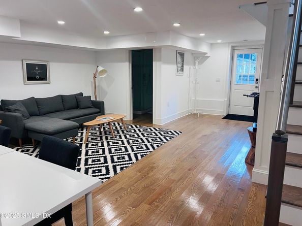 98 Lewis Street, Greenwich CT 06830