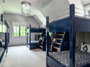 865 Hollow Tree Ridge Road, Darien CT 06820