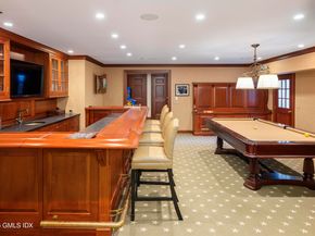 865 Hollow Tree Ridge Road, Darien CT 06820