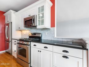 3 Putnam Hill 2C, Greenwich CT 06830