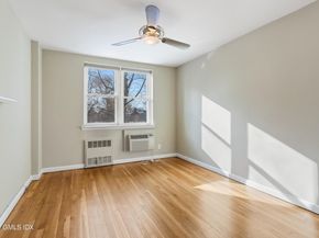 3 Putnam Hill 2C, Greenwich CT 06830