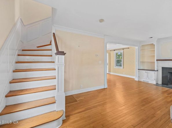 125 Oaklawn Avenue, Stamford CT 06905