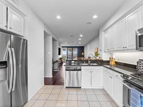 955 Sweetbriar Lane E, Azusa CA 91702