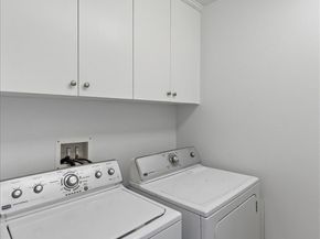 955 Sweetbriar Lane E, Azusa CA 91702