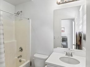 955 Sweetbriar Lane E, Azusa CA 91702