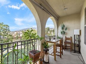 955 Sweetbriar Lane E, Azusa CA 91702