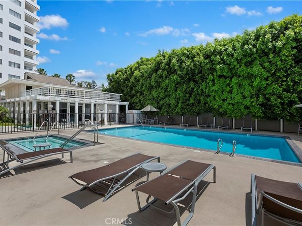 7250 Franklin Avenue 506, Los Angeles CA 90046