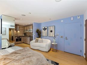 7250 Franklin Avenue 506, Los Angeles CA 90046