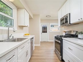 7057 Babcock, North Hollywood CA 91605