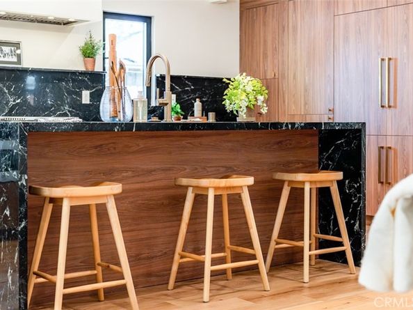 11911 Hartsook, Valley Village CA 91607