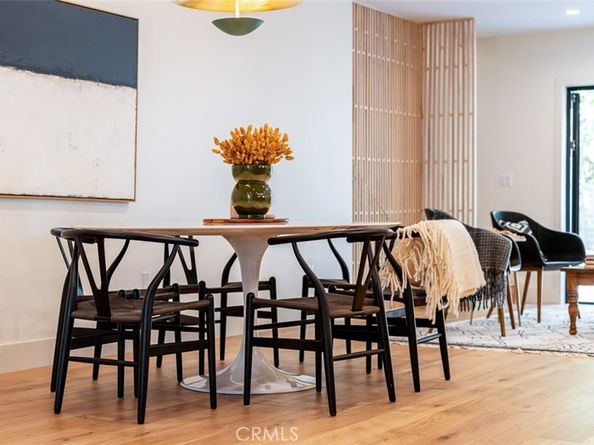 11911 Hartsook, Valley Village CA 91607