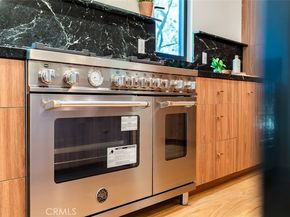 11911 Hartsook, Valley Village CA 91607