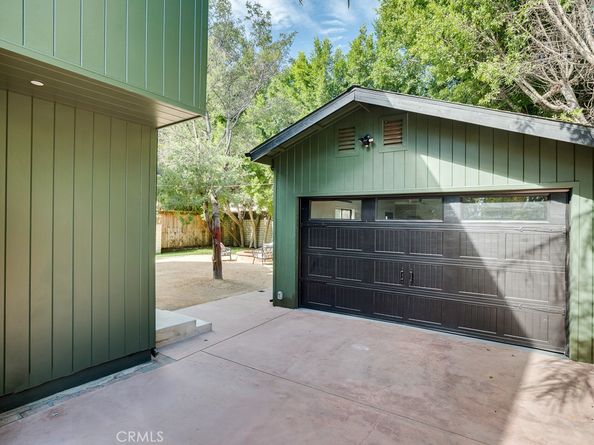 11911 Hartsook, Valley Village CA 91607