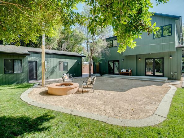 11911 Hartsook, Valley Village CA 91607