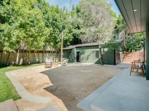 11911 Hartsook, Valley Village CA 91607