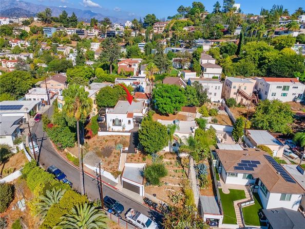 1122 Berkeley, Glendale CA 91205