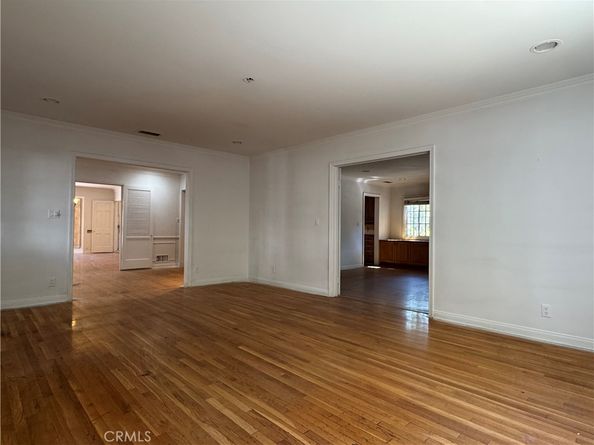 315 N Martel Avenue, Los Angeles CA 90036