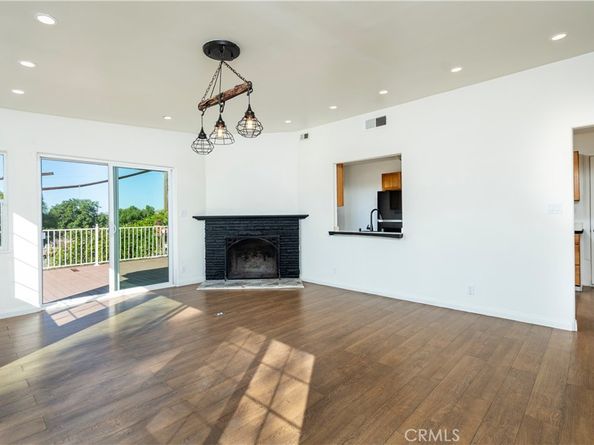 10161 Foothill Boulevard, Sylmar CA 91342