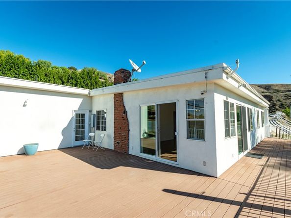 10161 Foothill Boulevard, Sylmar CA 91342