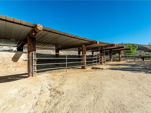 10161 Foothill Boulevard, Sylmar CA 91342