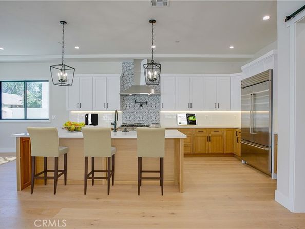 6250 Lindley Avenue, Encino CA 91316