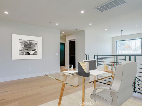 6250 Lindley Avenue, Encino CA 91316