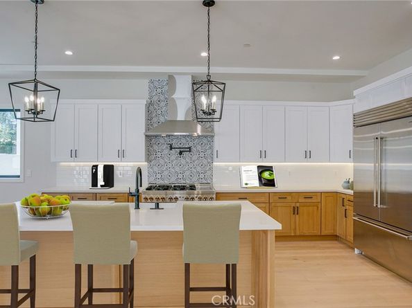 6250 Lindley Avenue, Encino CA 91316