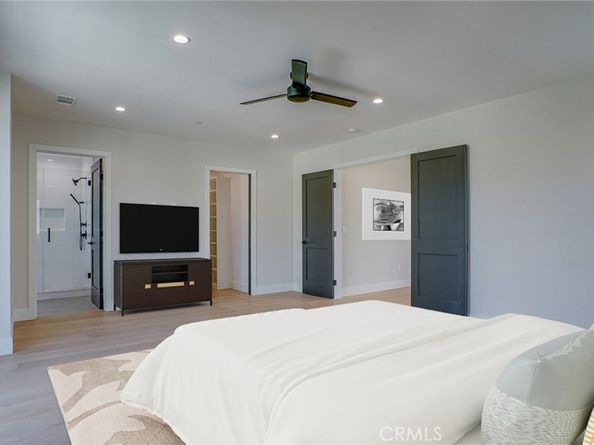 6250 Lindley Avenue, Encino CA 91316