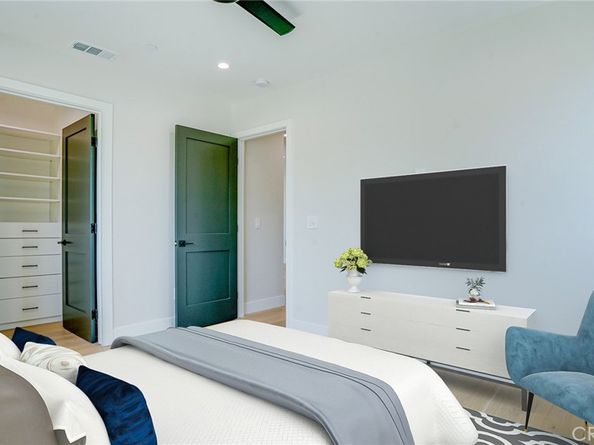 6250 Lindley Avenue, Encino CA 91316