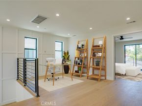 6250 Lindley Avenue, Encino CA 91316