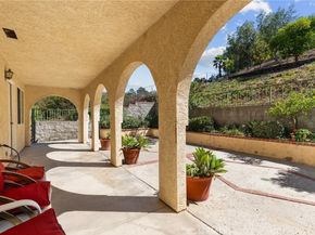 9658 Wheatland Avenue, Sunland CA 91040