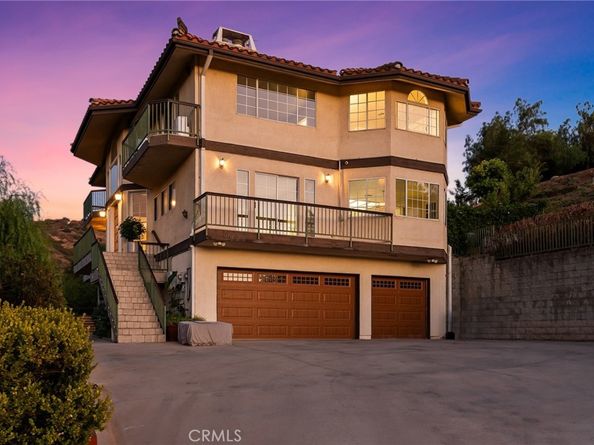 9658 Wheatland Avenue, Sunland CA 91040