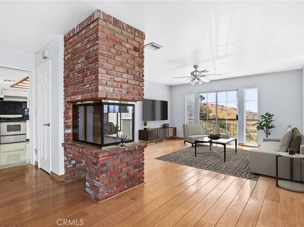 9658 Wheatland Avenue, Sunland CA 91040