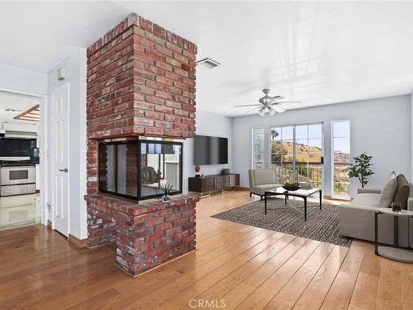 9658 Wheatland Avenue, Sunland CA 91040