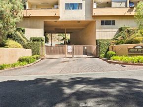 1935 Alpha Road 112, Glendale CA 91208