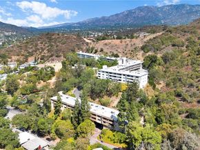 1935 Alpha Road 112, Glendale CA 91208