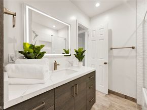 1935 Alpha Road 112, Glendale CA 91208