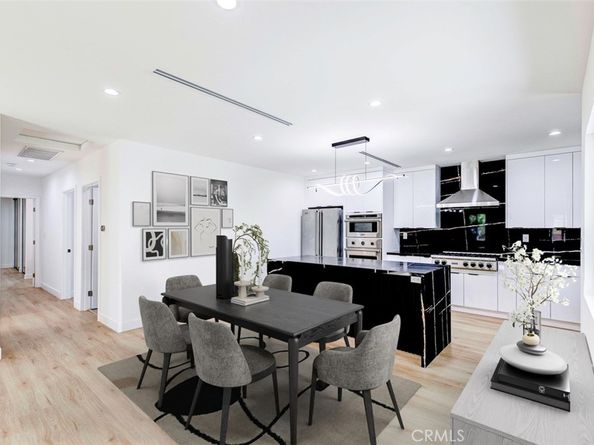 2115 W Clark Avenue, Burbank CA 91506