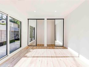 2115 W Clark Avenue, Burbank CA 91506