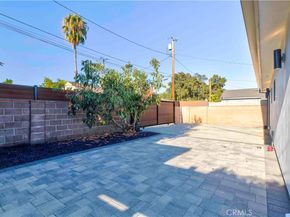 2115 W Clark Avenue, Burbank CA 91506