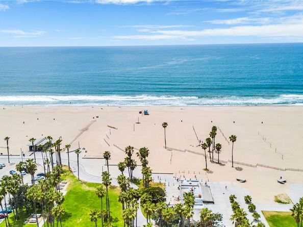 150 Ocean Park 520, Santa Monica CA 90405