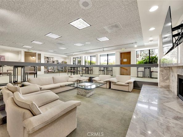 150 Ocean Park 520, Santa Monica CA 90405