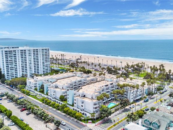 150 Ocean Park 520, Santa Monica CA 90405