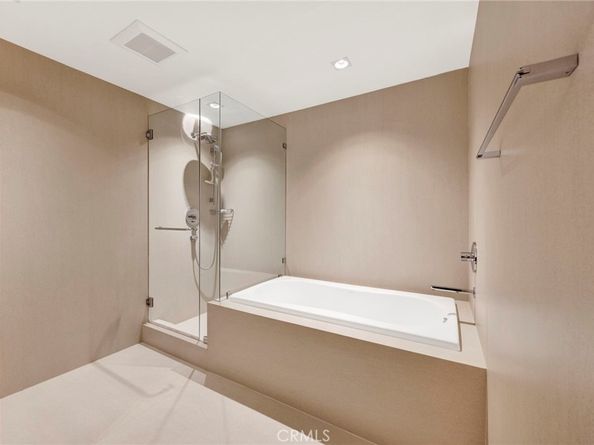 150 Ocean Park 520, Santa Monica CA 90405