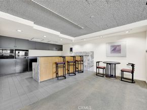 150 Ocean Park 520, Santa Monica CA 90405